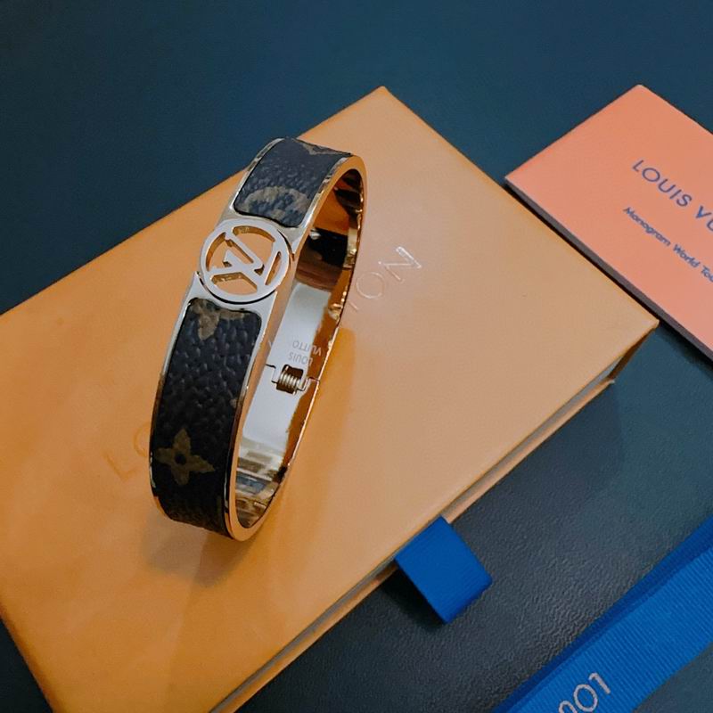 LV Bracelet 11yxx87